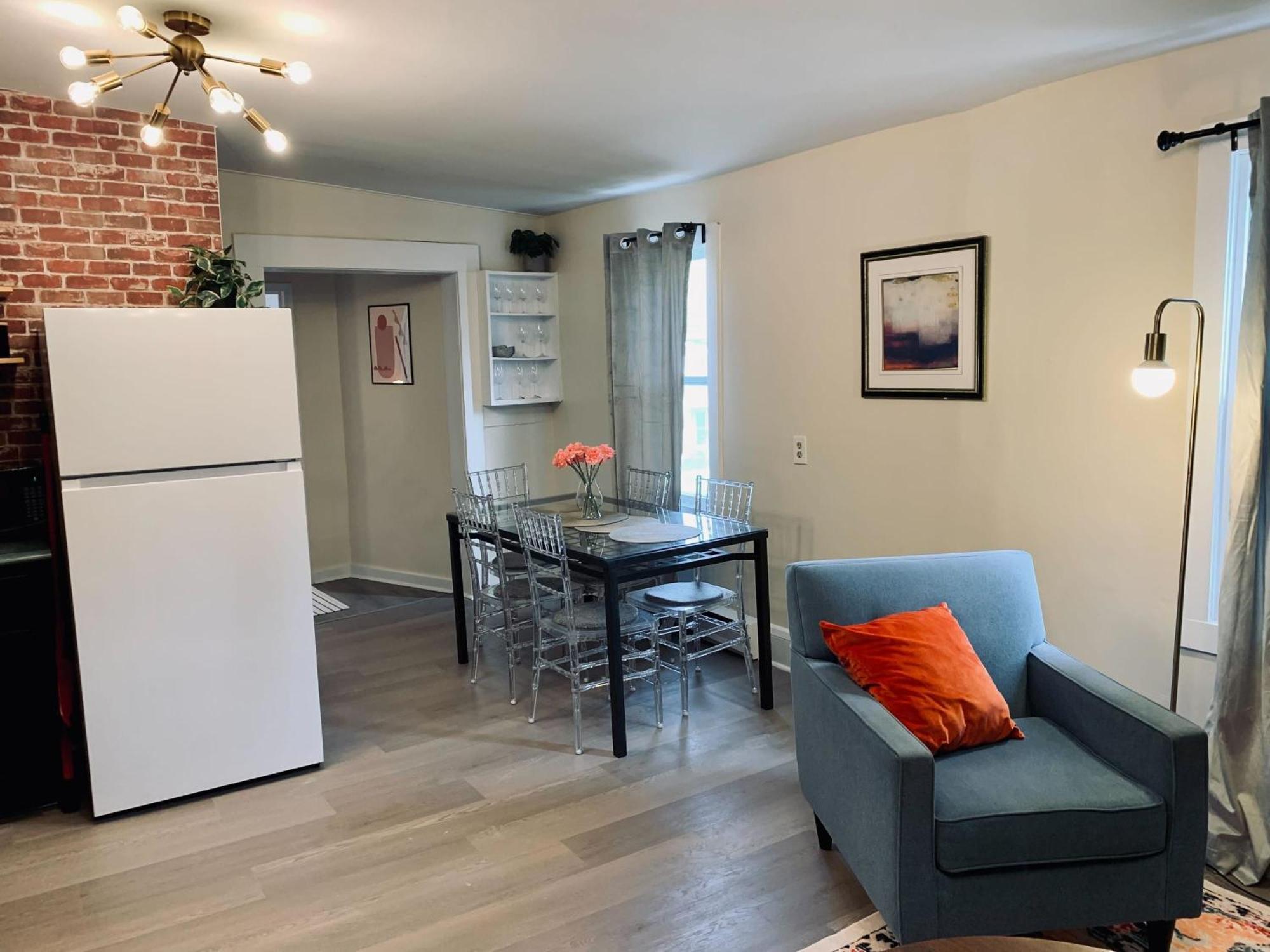 New Cozy& Stylish 2-Bdrm, Close To Downtown, Unit #3 Apartment Halifax Exterior photo